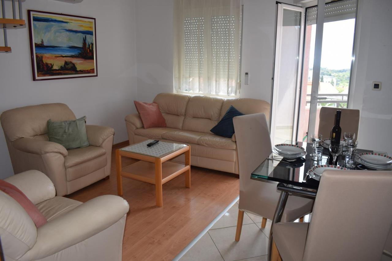 Esperanza Apartment Πούλα Εξωτερικό φωτογραφία